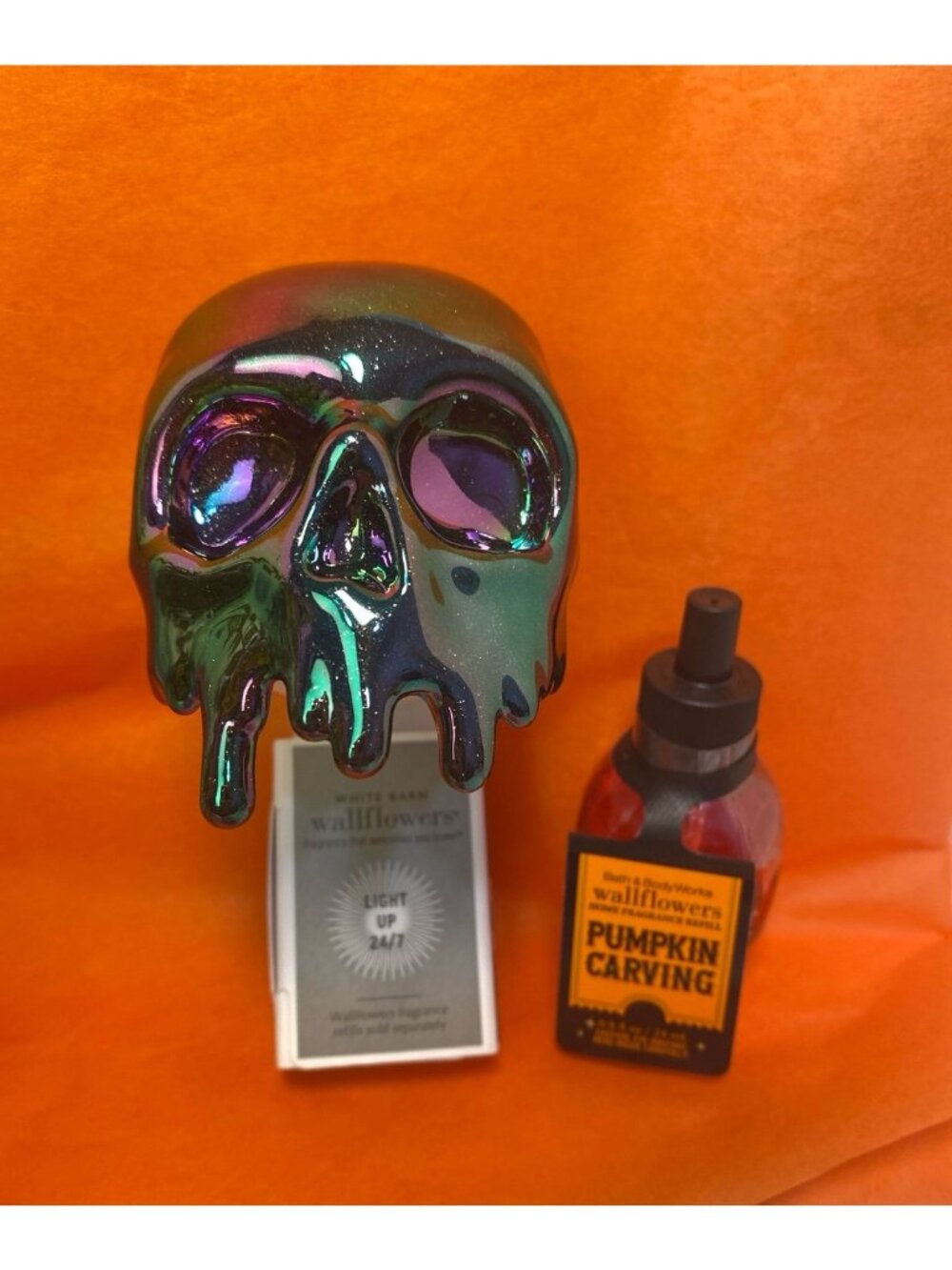 BBW Halloween 2026 “Drippy Skull” Light Up Wallflower Fragrance Plug & Refill